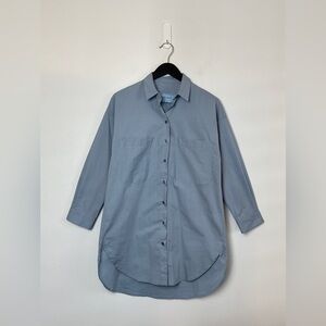 AYRTIGHT CLOTHING - 🇨🇦 Light Blue Poplin Button Down Tunic Shirt. XS P2P 22"